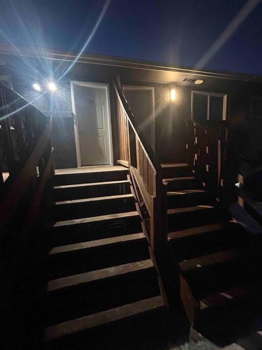 Cute Highlandpark Apartment YYC Exterior foto