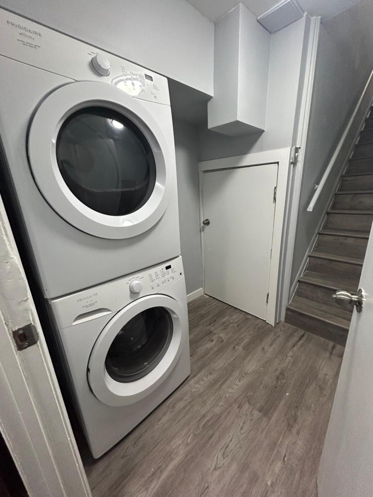 Cute Highlandpark Apartment YYC Exterior foto